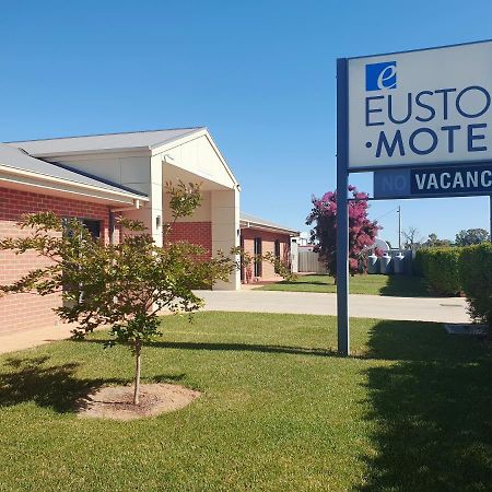 Euston Motel Exterior foto